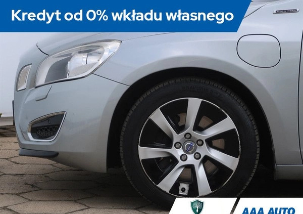 Volvo V60 cena 50000 przebieg: 216904, rok produkcji 2013 z Oświęcim małe 106